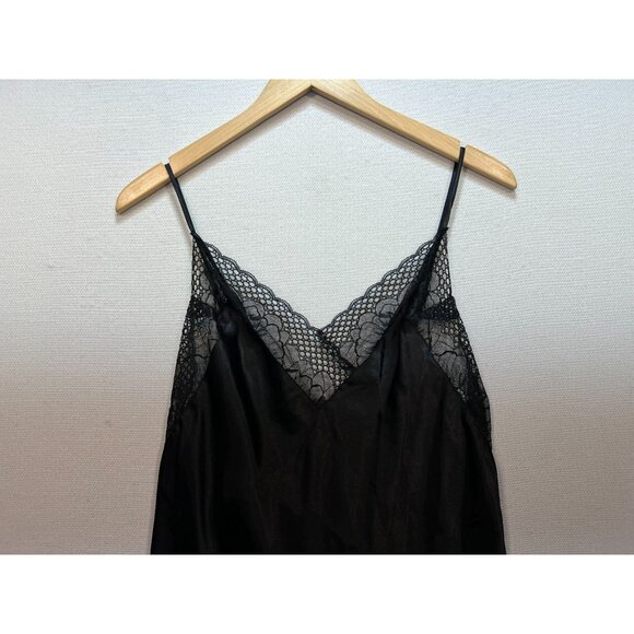 Ambrielle Women's Lace V Neck Sleepwear Mini Dress Lightweight Size M Black - Picture 3 of 11